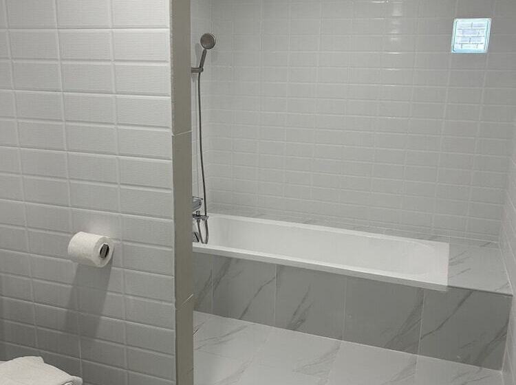 هتل Ranong River View