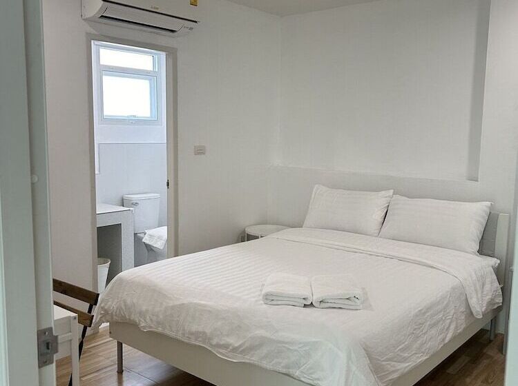 هتل Ranong River View