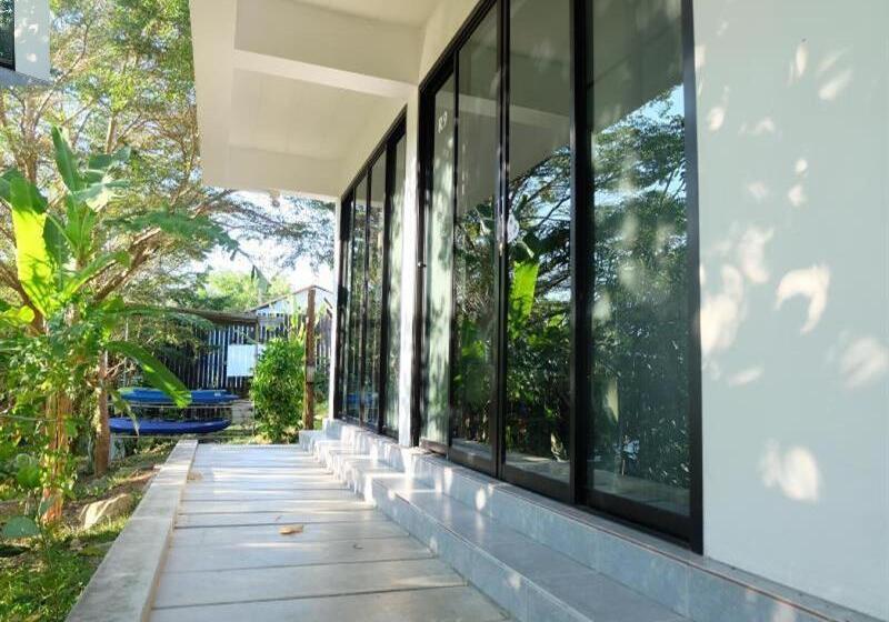 هتل Ranong River View