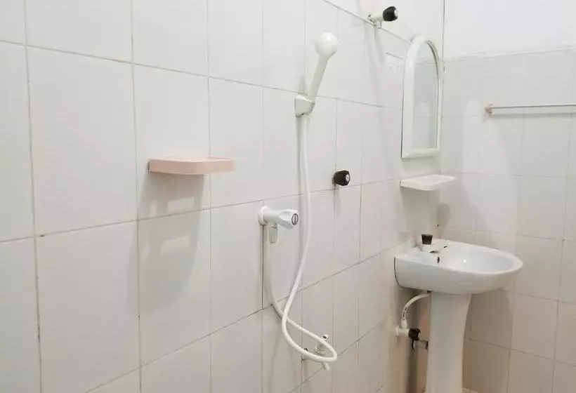 هتل Utopia Arugambay