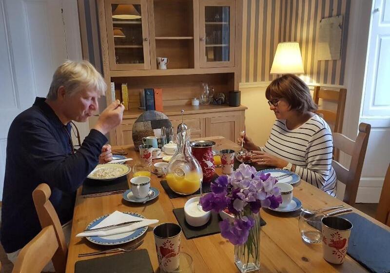 Kilmaronock Manse B&b