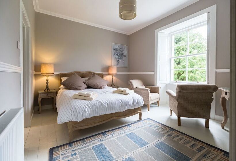 Kilmaronock Manse B&b