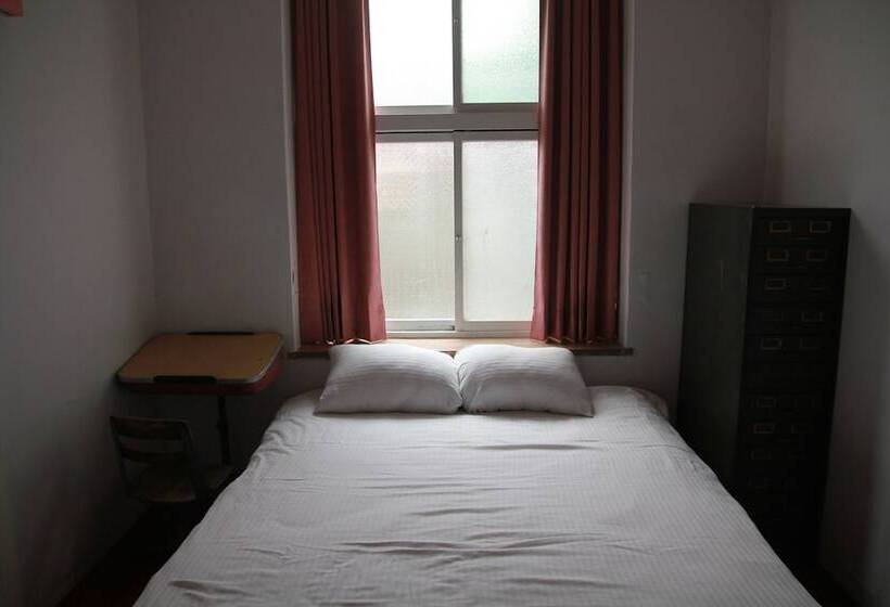 پانسیون Macarthur