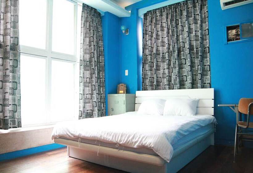 پانسیون Macarthur