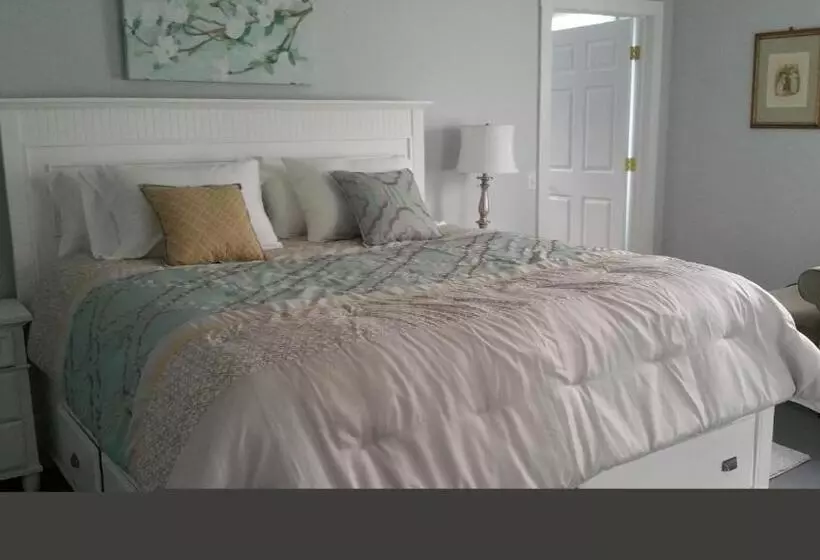 Stamford Gables Bed And Breakfast