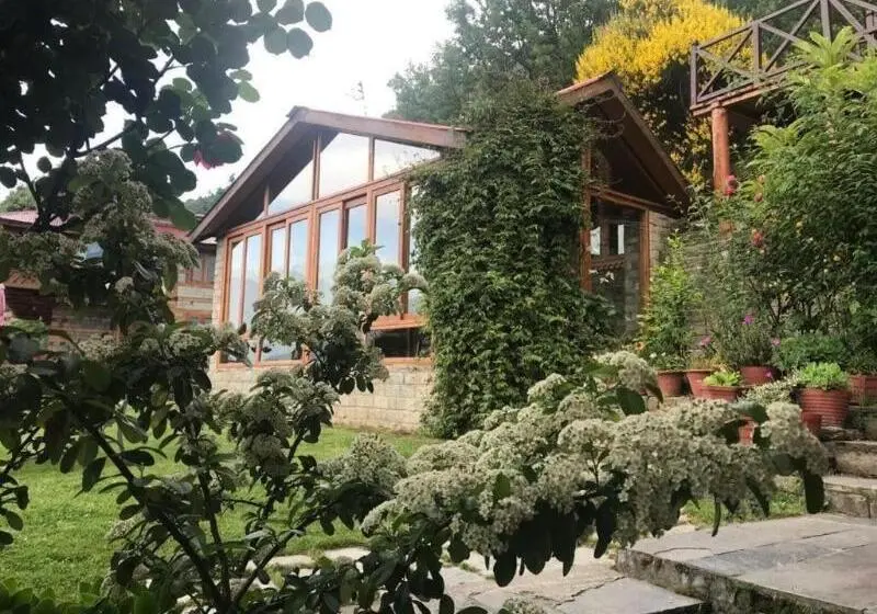 Hotelli Himalyan Kothi Kais