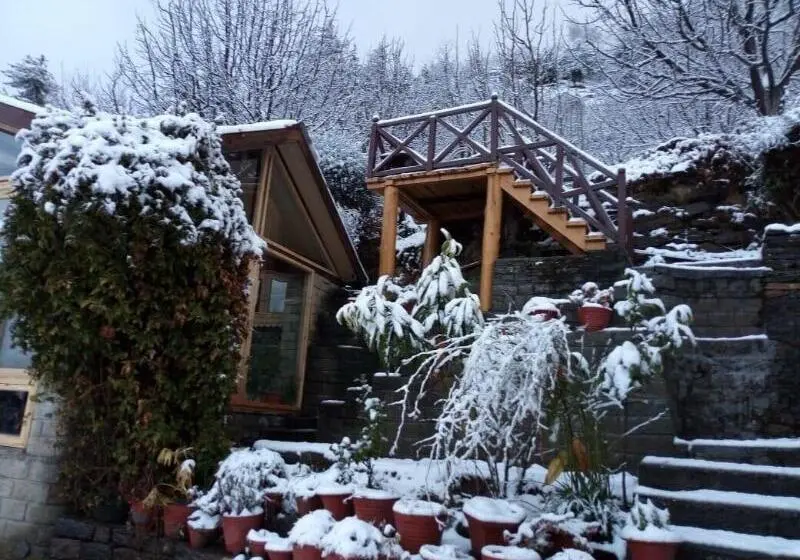 Hotelli Himalyan Kothi Kais