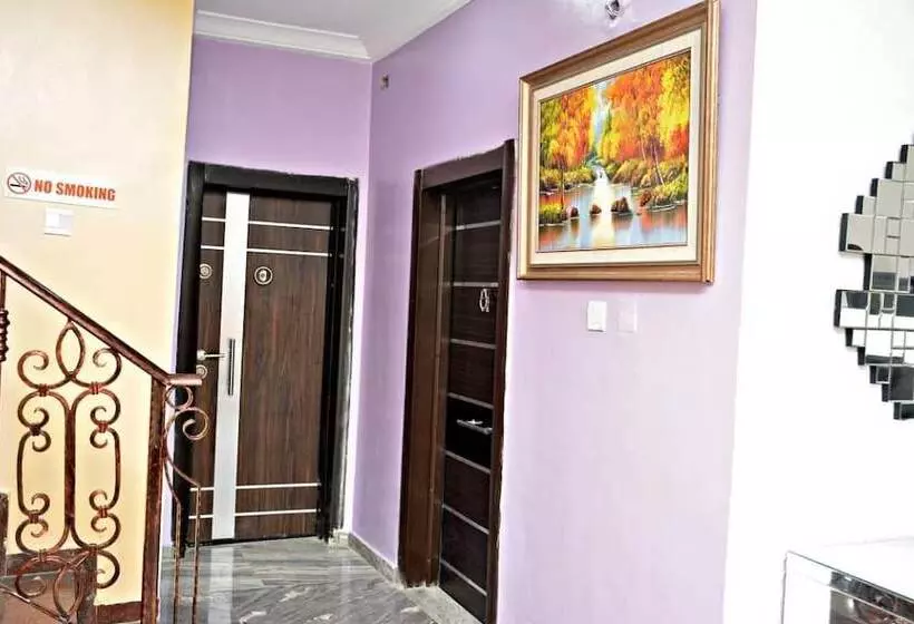 La Viju Hotel & Suites