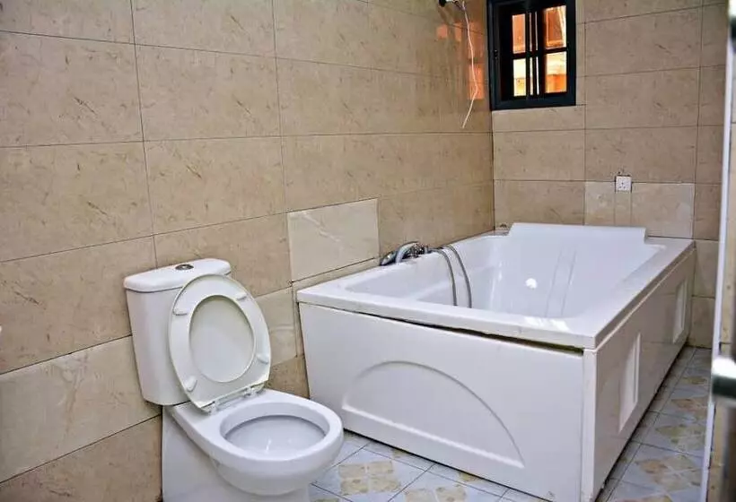 La Viju Hotel & Suites
