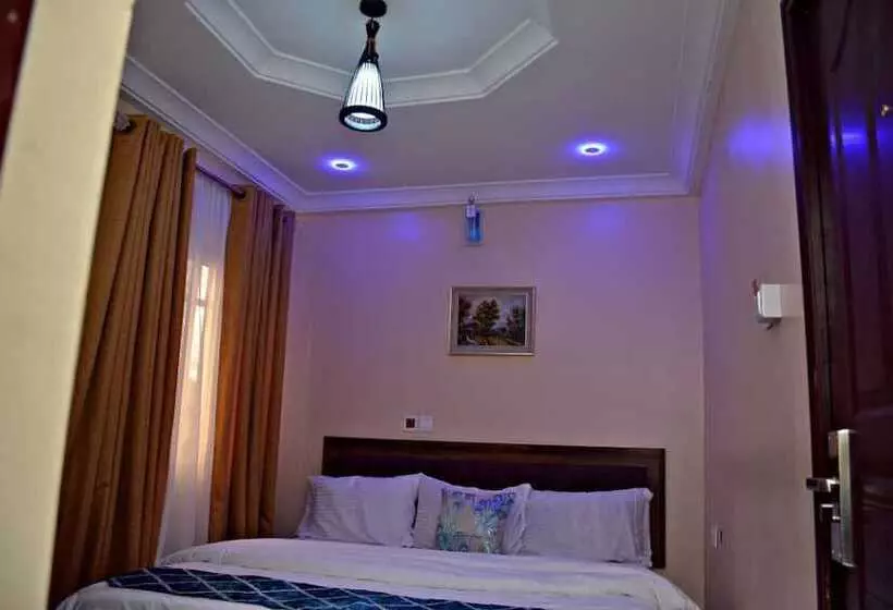 La Viju Hotel & Suites