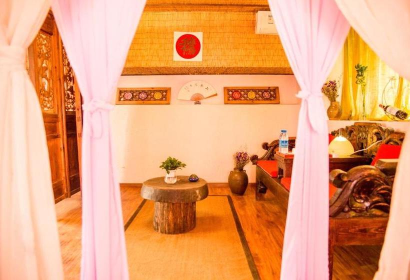Lijiang Shuhe Qingtao Inn