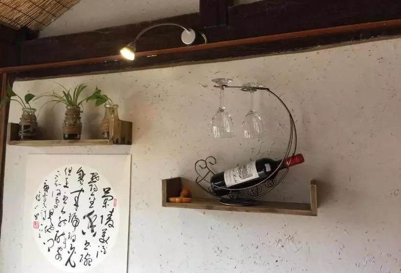 Lijiang Shuhe Qingtao Inn