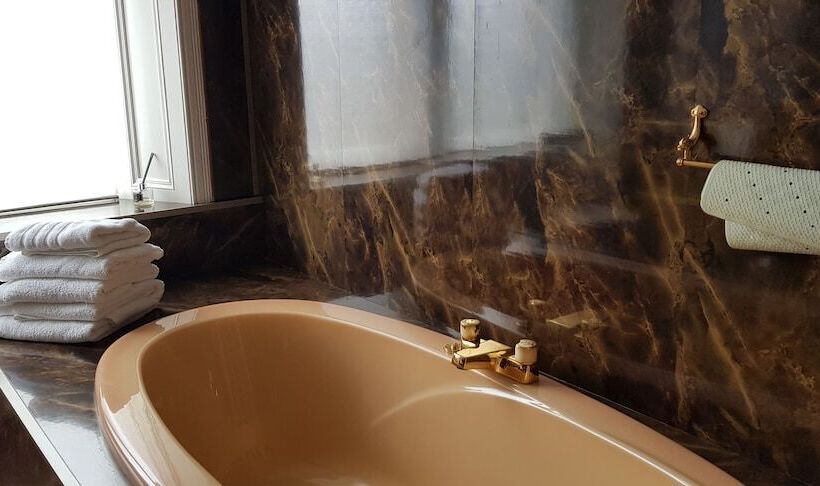 بنسيون Arden House   Rooms With Continental Breakfast