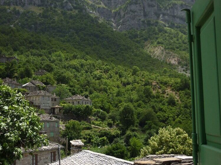 Pensão Guesthouse Iro