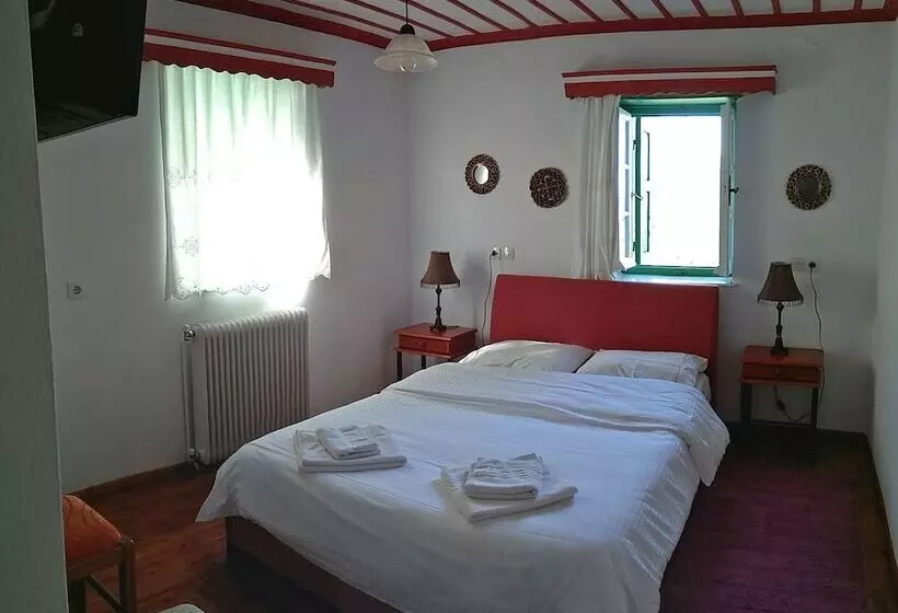 Majatalo Guesthouse Iro