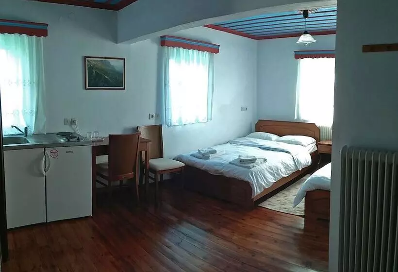 Majatalo Guesthouse Iro