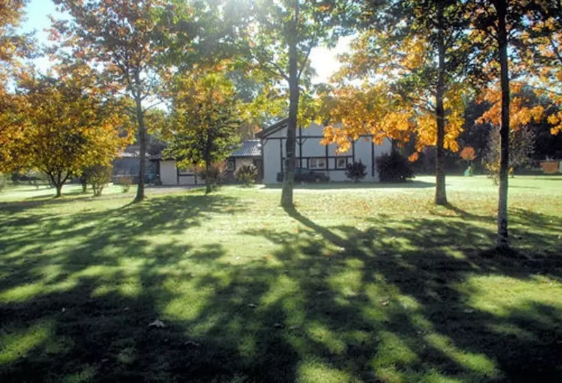 Majatalo Les Arbousiers