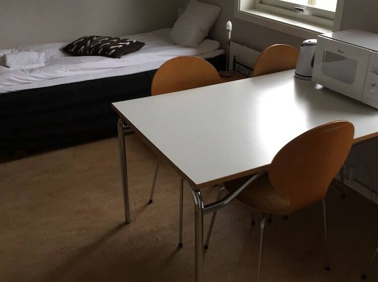 Vallabiten Apartments Via Hotel Esplanad