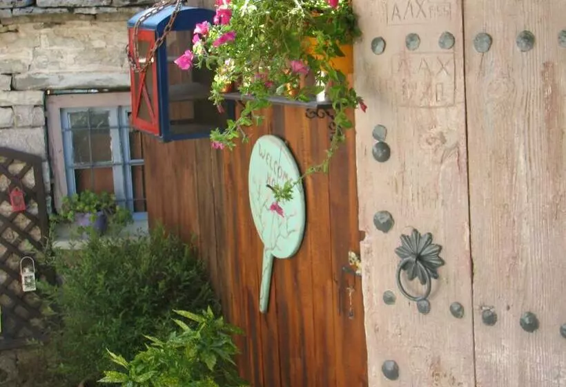 Zagori Villas Nest House