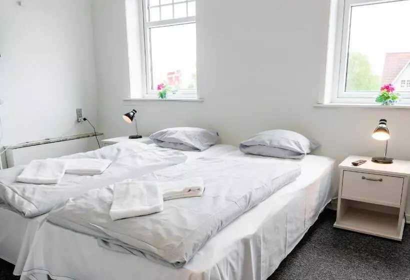Aamiaismajoitus (B&B) Abild Kro &