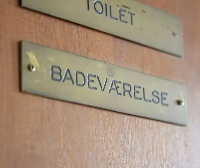 Aamiaismajoitus (B&B) Abild Kro &