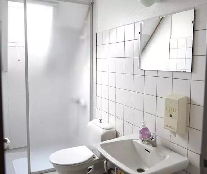 Aamiaismajoitus (B&B) Abild Kro &