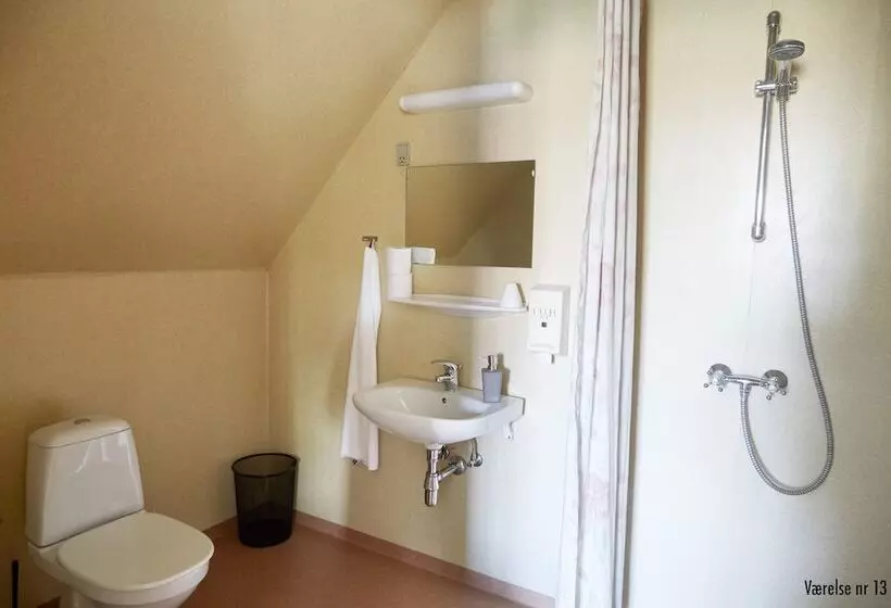 Aamiaismajoitus (B&B) Abild Kro &