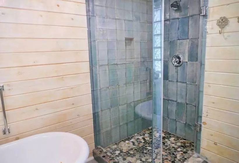 Aamiaismajoitus (B&B) Beachview Inn And Spa