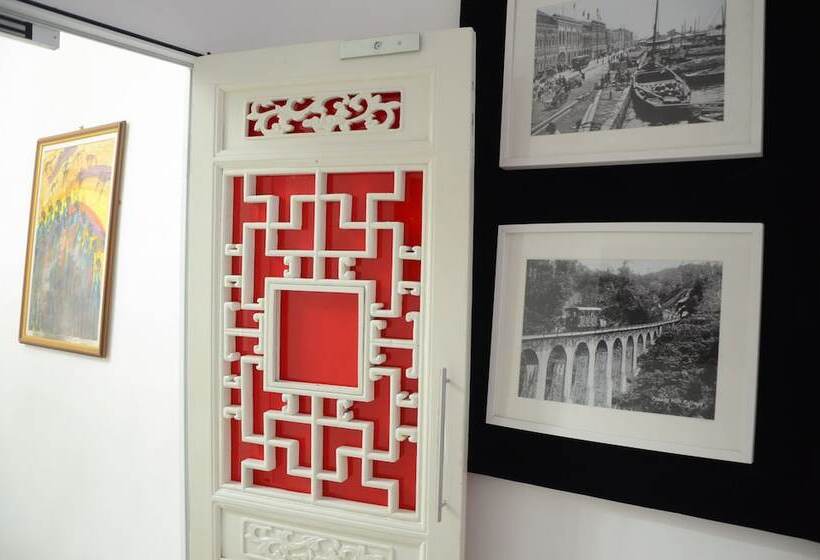 مبيت وإفطار The Rumah Batu Heritage