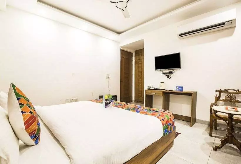 Fabhotel Emoji Stays