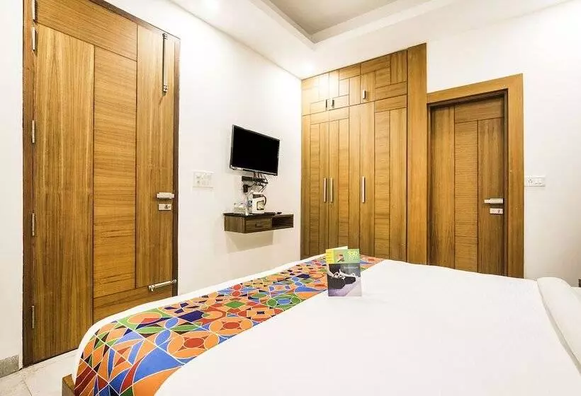 Fabhotel Emoji Stays