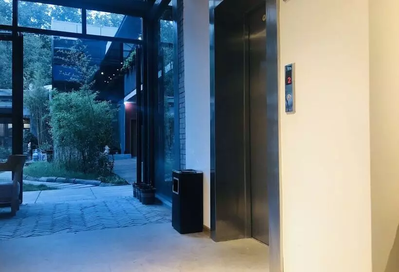 ホテル Once Artistic Inn