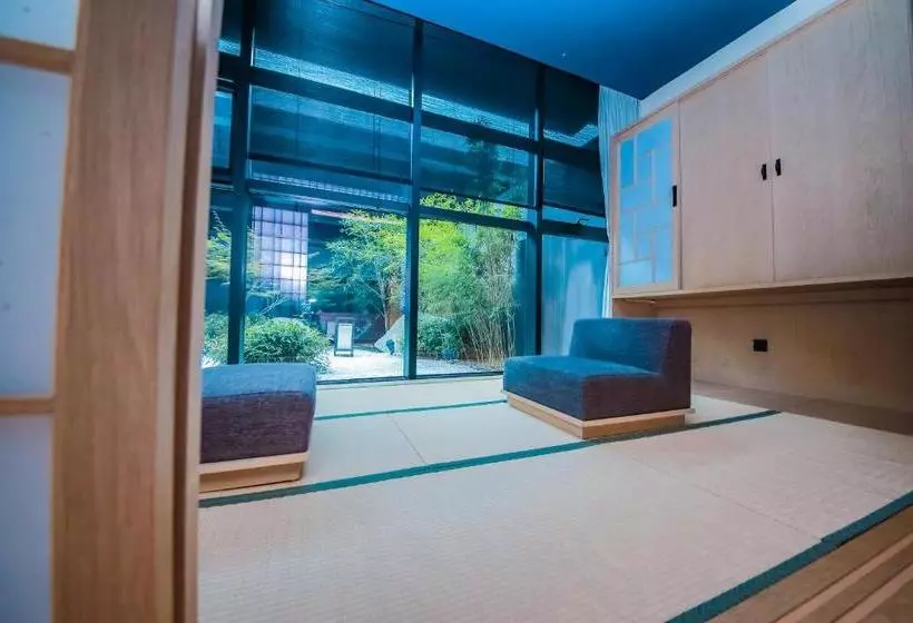 Hotelli Suzhou Riverpurple Resorts&spa