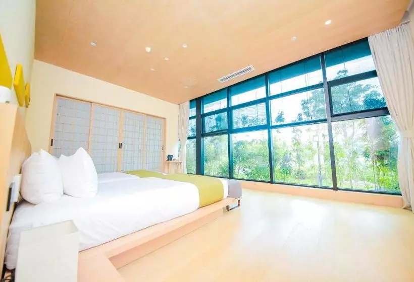 Hotelli Suzhou Riverpurple Resorts&spa