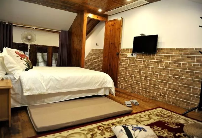 Huangshan Old Street Boutique Inn