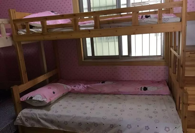 Nanning Guiyuan Tianju Hostel