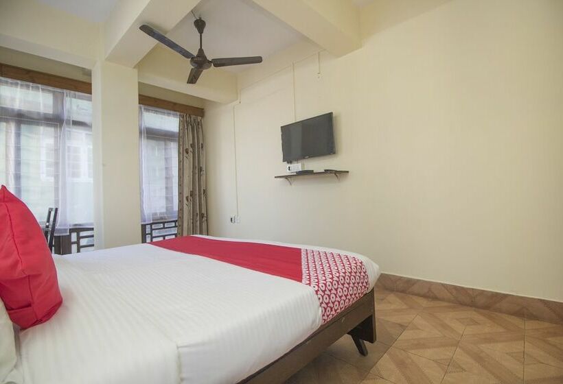 Hotel Gompus By Oyo Rooms