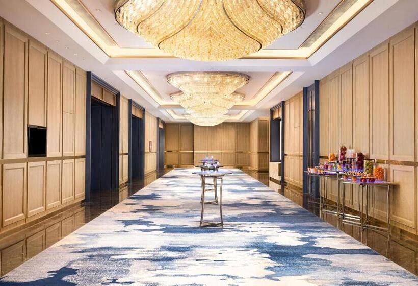 فندق Le Méridien Emei Mountain Resort