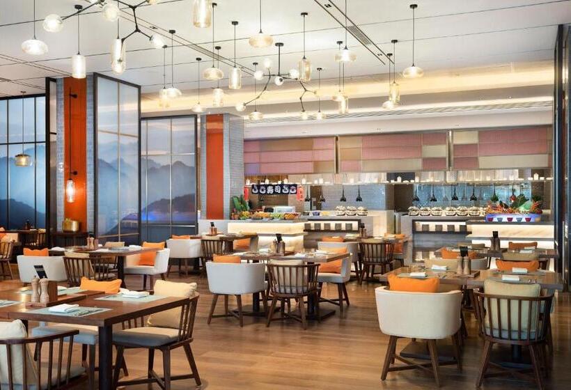 فندق Le Méridien Emei Mountain Resort