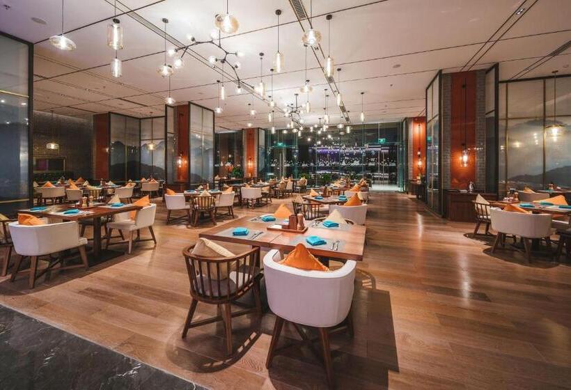 فندق Le Méridien Emei Mountain Resort