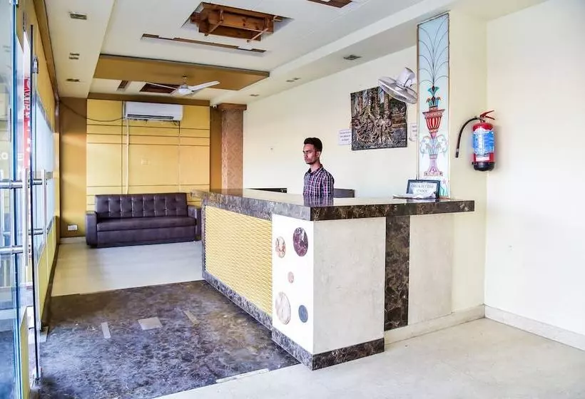 Hotelli Metro Palace By Oyo Rooms