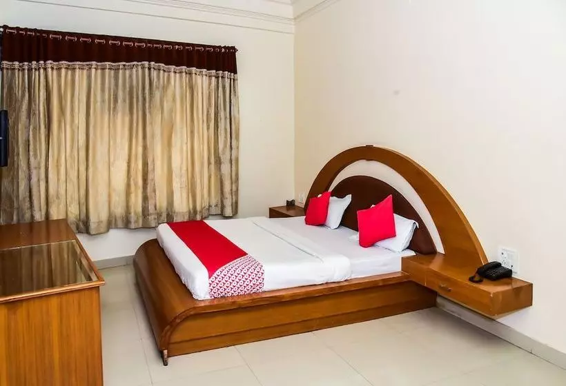 Hotelli Metro Palace By Oyo Rooms