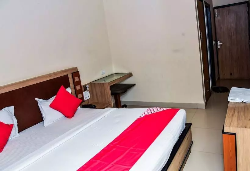 Hotelli Metro Palace By Oyo Rooms