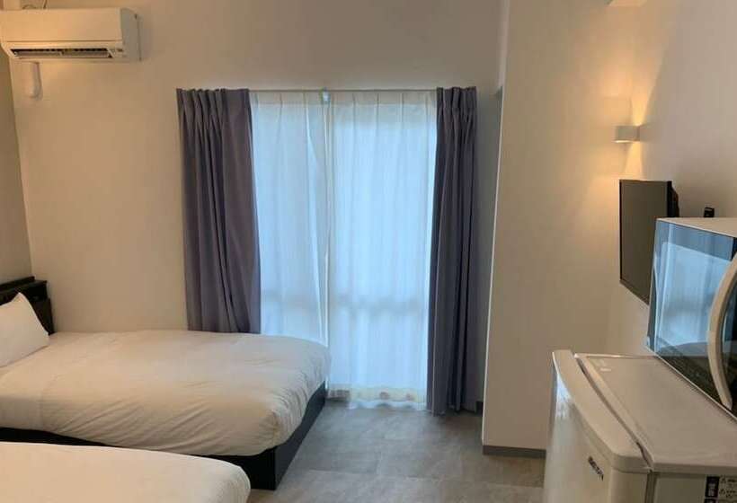 هتل Mr.kinjo Golden Cats