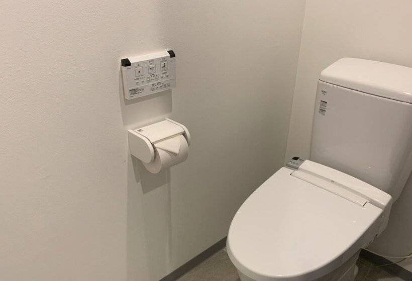 هتل Mr.kinjo Golden Cats