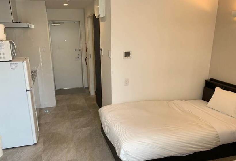 هتل Mr.kinjo Golden Cats