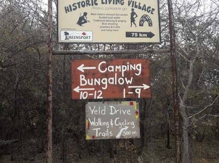 ホテル Roy S Rest Camp