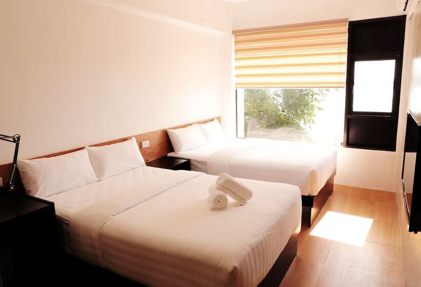 Hotel Travelbee Seaside Inn