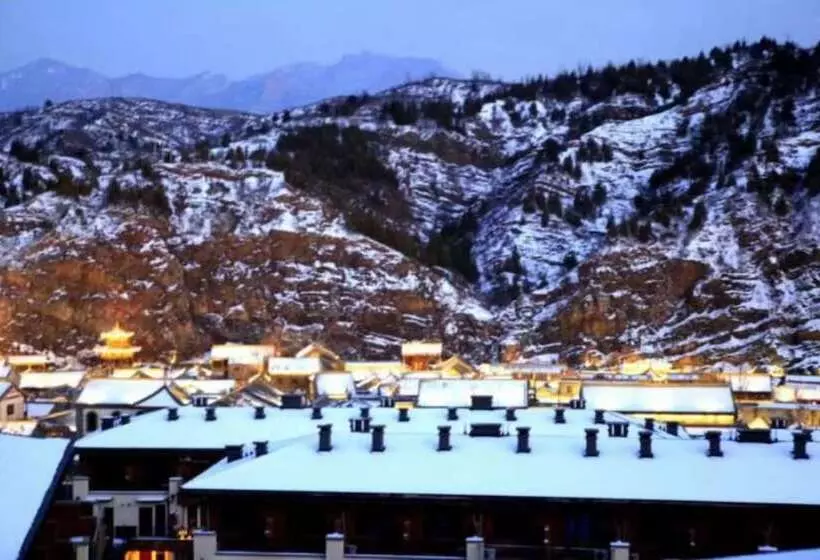 Laidback Moments Inn  Gubei Water Town