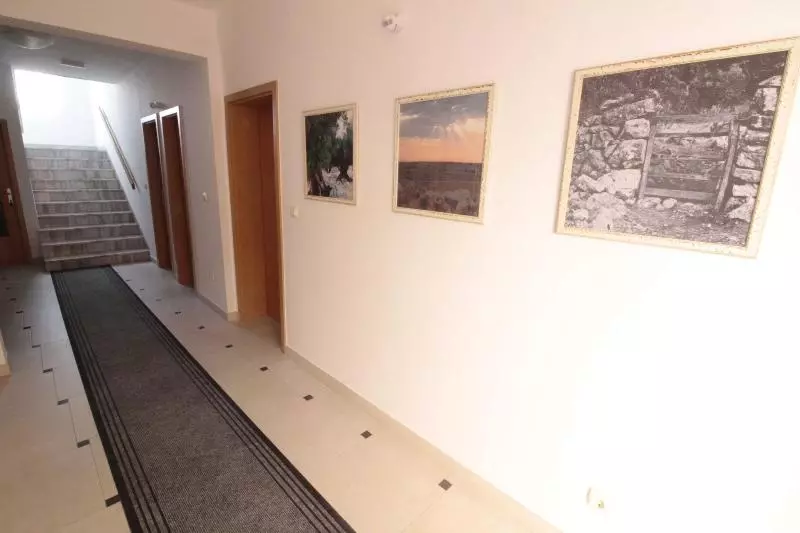 ペンション Studios & Rooms Fiesta